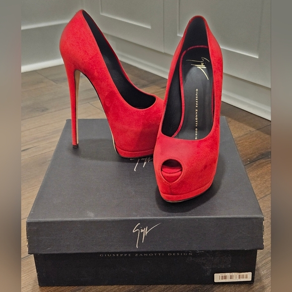 Giuseppe Zanotti Red Suede Peep Toe Platform Heels - Picture 1 of 13